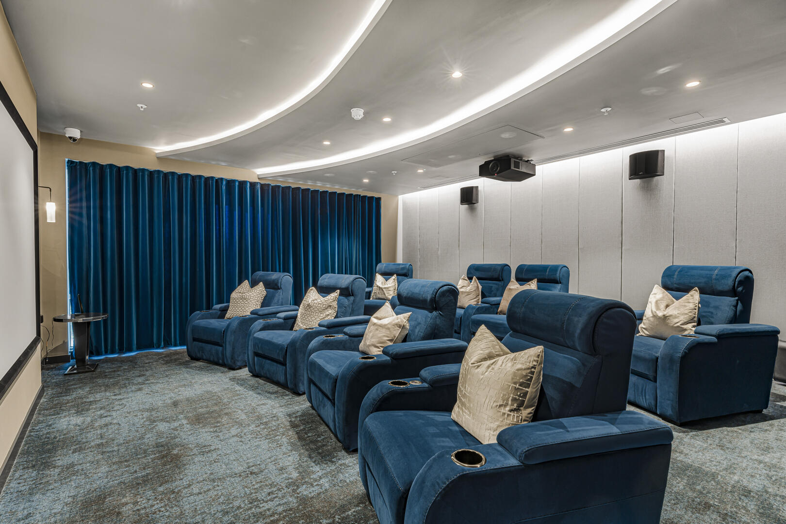Chelsea Riverview Apartments, London, SW6